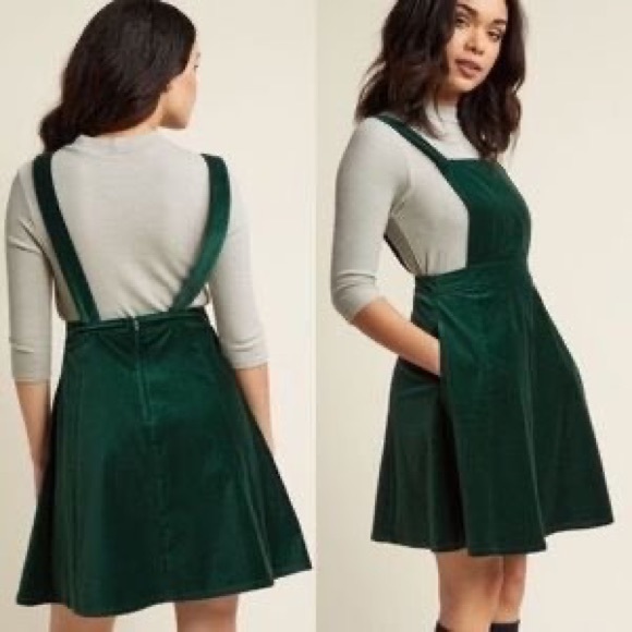 ❤️NWOT Modcloth Velvet Jumper - Picture 5 of 8